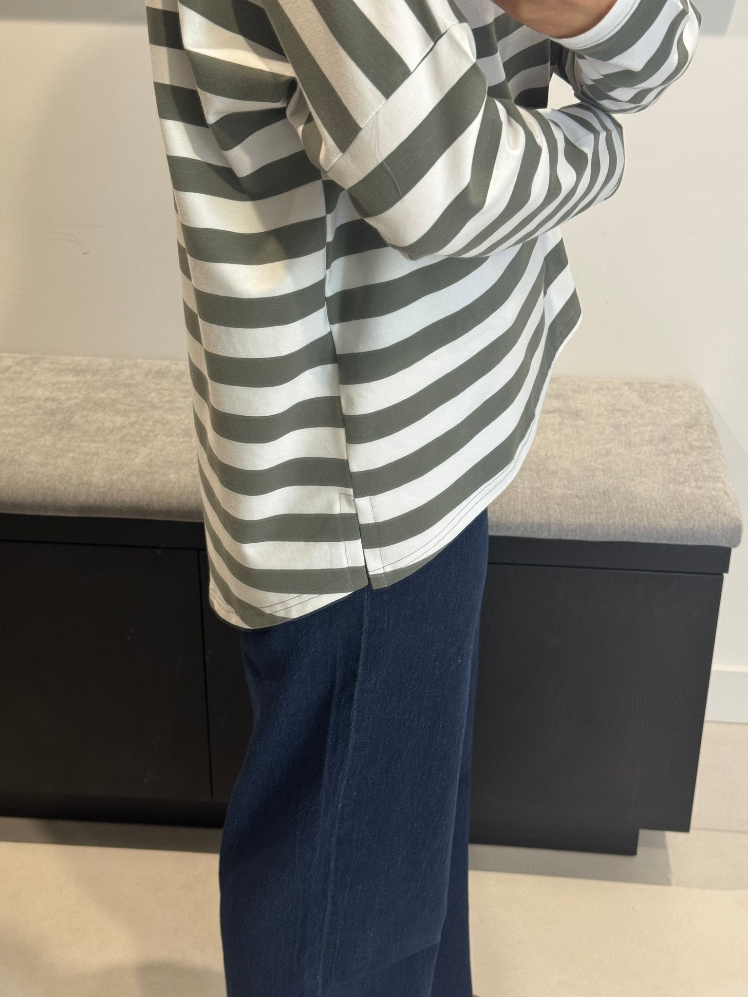 Bluzka damska oversize PASKI biało-oliwkowe