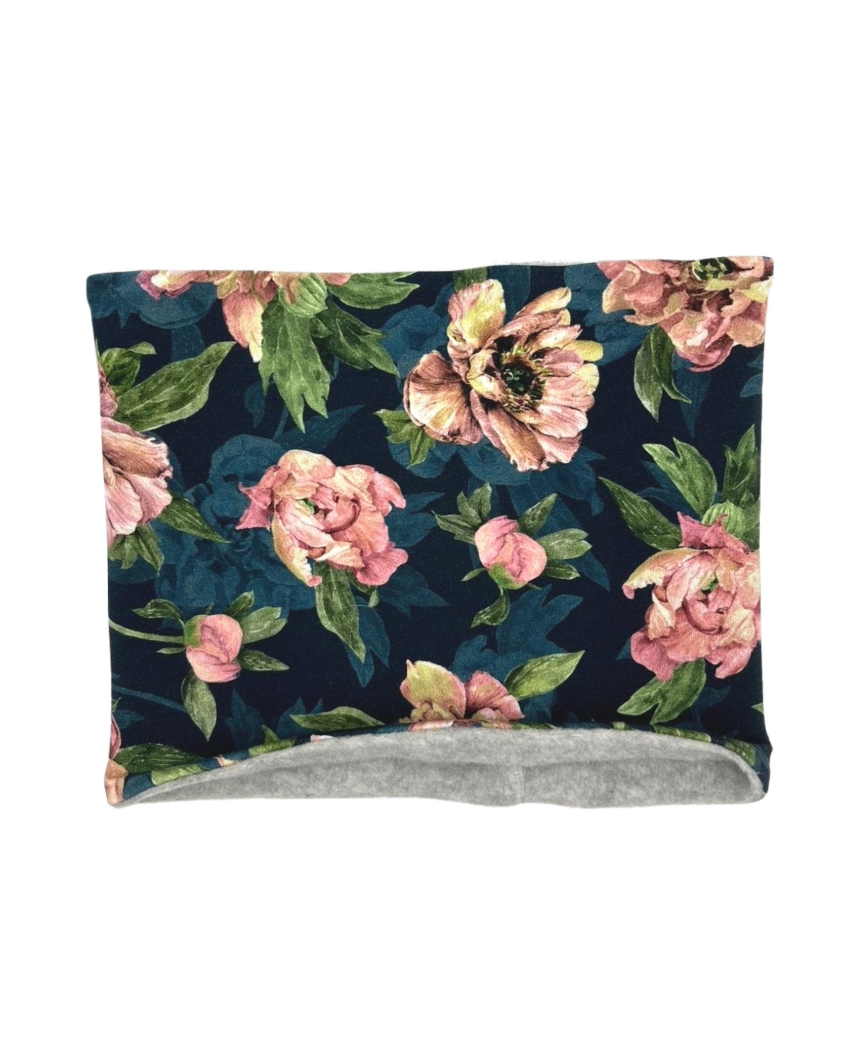 Komin z polarem Peonie